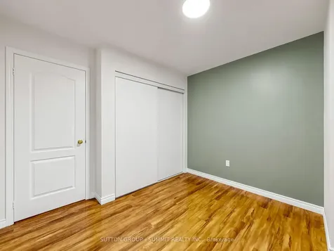 735 Maxman Street Mississauga ON L5R 0B3
