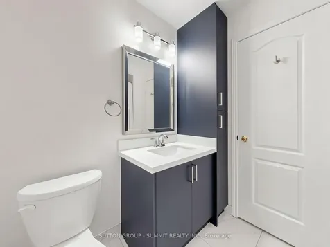735 Maxman Street Mississauga ON L5R 0B3