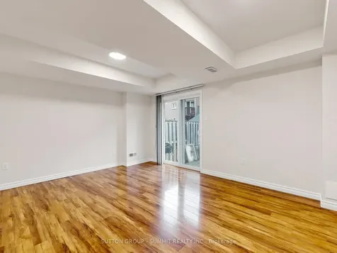 735 Maxman Street Mississauga ON L5R 0B3