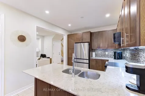 13 Fann Drive Brampton ON L7A 4L4