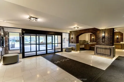 966 Inverhouse Drive Mississauga ON L5J 4B6