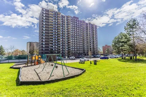 966 Inverhouse Drive Mississauga ON L5J 4B6