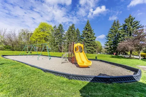 966 Inverhouse Drive Mississauga ON L5J 4B6