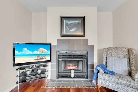 4 Novella Place Brampton ON L6S 5X1