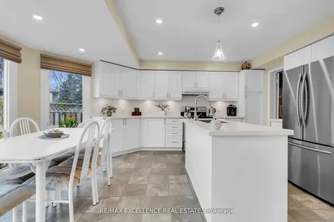 4 Novella Place Brampton ON L6S 5X1