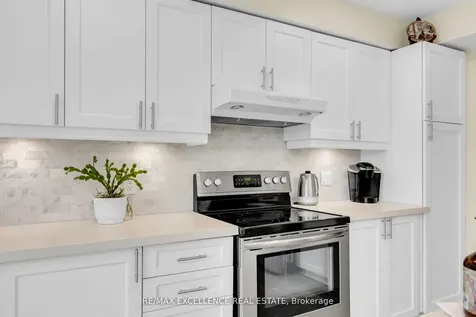 4 Novella Place Brampton ON L6S 5X1