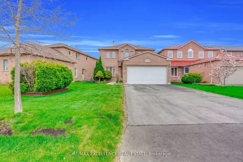 4 Novella Place Brampton ON L6S 5X1