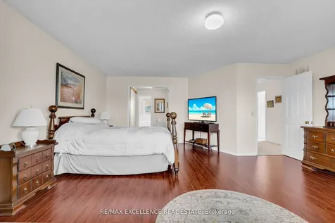 4 Novella Place Brampton ON L6S 5X1