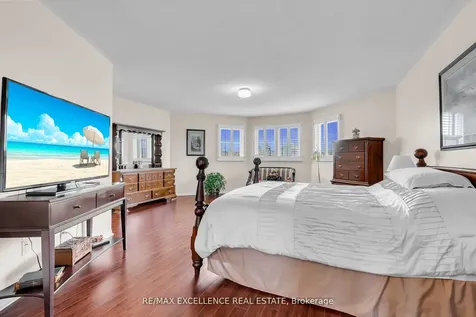 4 Novella Place Brampton ON L6S 5X1