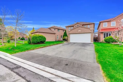 4 Novella Place Brampton ON L6S 5X1