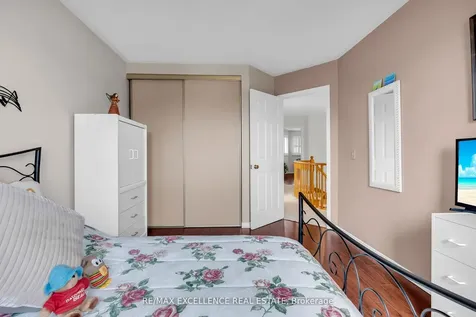 4 Novella Place Brampton ON L6S 5X1
