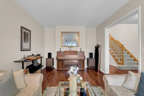 4 Novella Place Brampton ON L6S 5X1