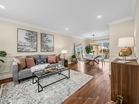 592 Montbeck Crescent Mississauga ON L5G 1N8