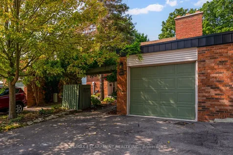 1560 Kerns Road Burlington ON L7P 3A7