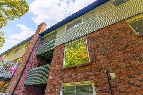 1560 Kerns Road Burlington ON L7P 3A7