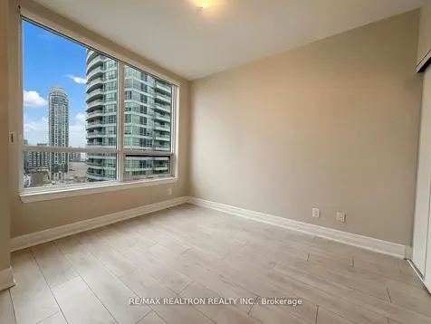 30 Elm Drive W Mississauga ON L5B 0N6