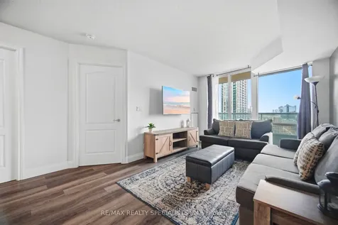 1 Elm Drive W Mississauga ON L5B 4M1
