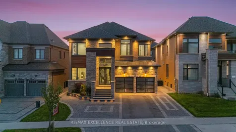 8 Settlers Field Road Brampton ON L6X 5P2