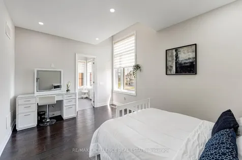 8 Settlers Field Road Brampton ON L6X 5P2