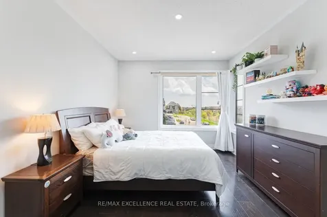 8 Settlers Field Road Brampton ON L6X 5P2