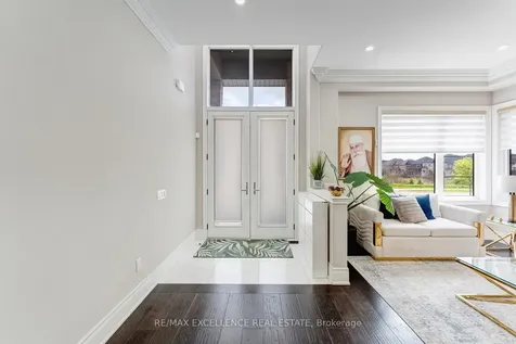 8 Settlers Field Road Brampton ON L6X 5P2