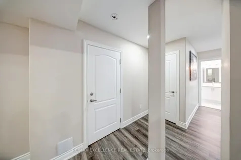 8 Settlers Field Road Brampton ON L6X 5P2