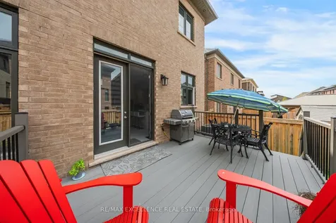 8 Settlers Field Road Brampton ON L6X 5P2