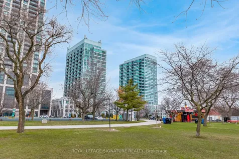 1910 Lake Shore Boulevard W Toronto ON M6S 1A2