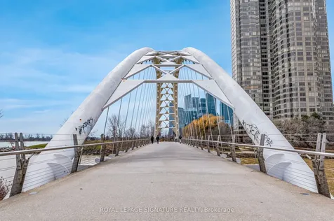 1910 Lake Shore Boulevard W Toronto ON M6S 1A2