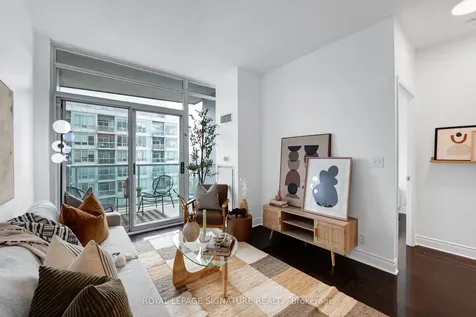 1910 Lake Shore Boulevard W Toronto ON M6S 1A2