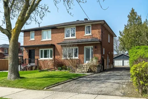 4 Edilou Drive Toronto ON M8W 4B2