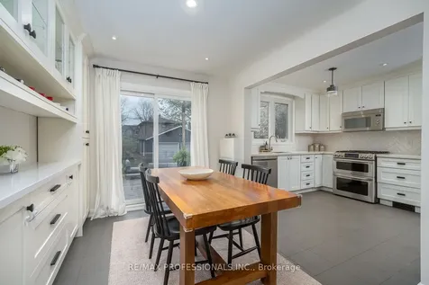 4 Edilou Drive Toronto ON M8W 4B2
