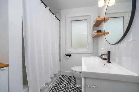 4 Edilou Drive Toronto ON M8W 4B2