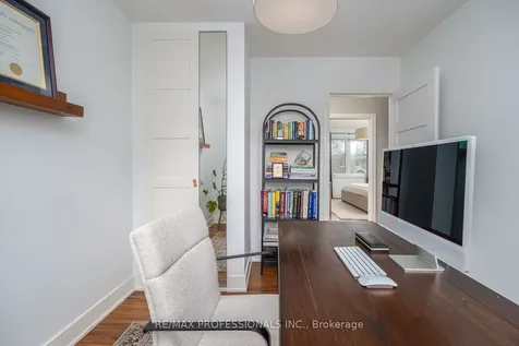 4 Edilou Drive Toronto ON M8W 4B2