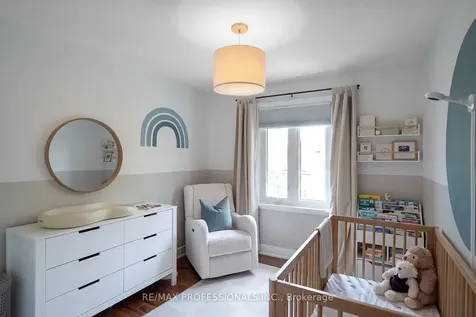 4 Edilou Drive Toronto ON M8W 4B2