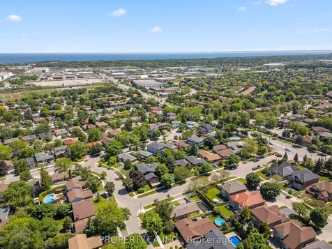 2788 Tallberg Court Mississauga ON L5J 1T1