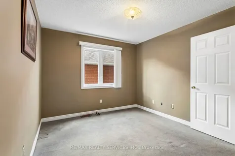 12 Goldie Avenue Brampton ON L7A 2C8