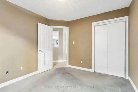 12 Goldie Avenue Brampton ON L7A 2C8