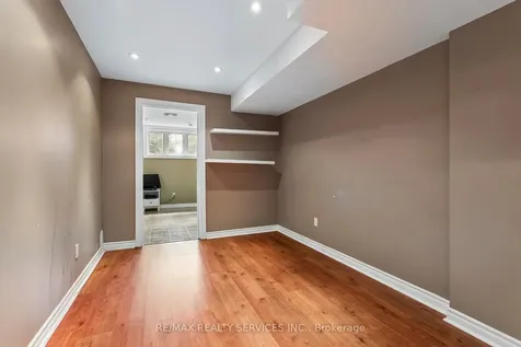12 Goldie Avenue Brampton ON L7A 2C8