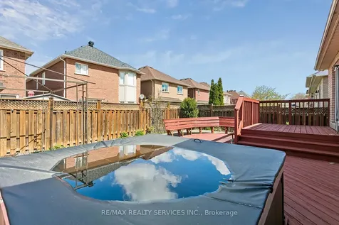 12 Goldie Avenue Brampton ON L7A 2C8