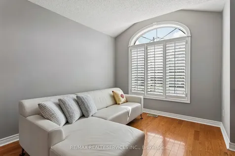 12 Goldie Avenue Brampton ON L7A 2C8