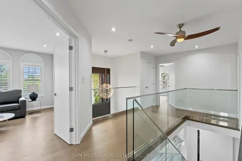 1159 Barnswallow Court Mississauga ON L5V 2J6