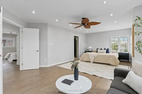1159 Barnswallow Court Mississauga ON L5V 2J6