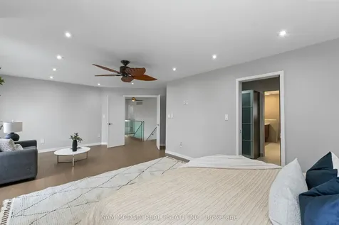 1159 Barnswallow Court Mississauga ON L5V 2J6