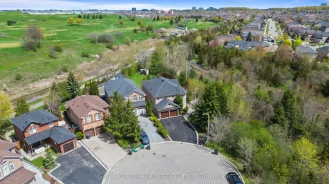 1159 Barnswallow Court Mississauga ON L5V 2J6