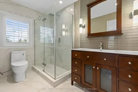 1159 Barnswallow Court Mississauga ON L5V 2J6