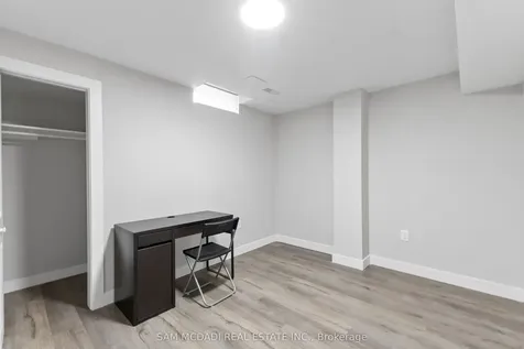 1159 Barnswallow Court Mississauga ON L5V 2J6