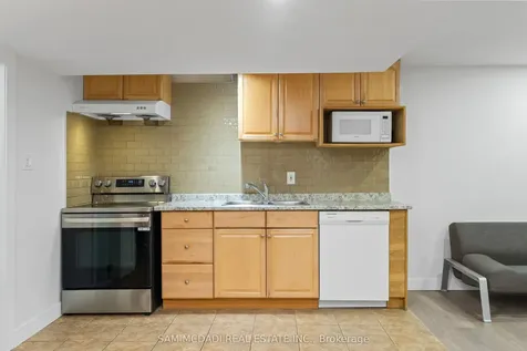 1159 Barnswallow Court Mississauga ON L5V 2J6
