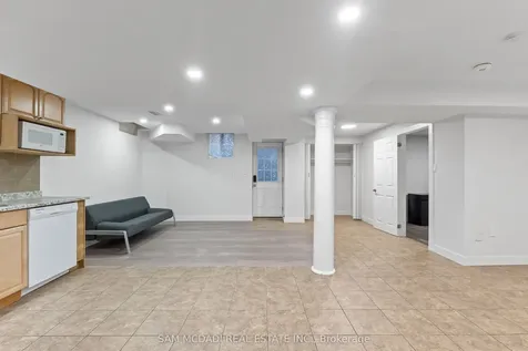 1159 Barnswallow Court Mississauga ON L5V 2J6