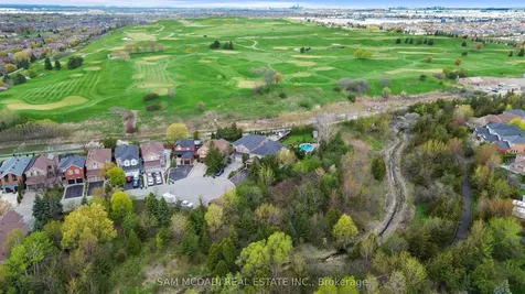 1159 Barnswallow Court Mississauga ON L5V 2J6